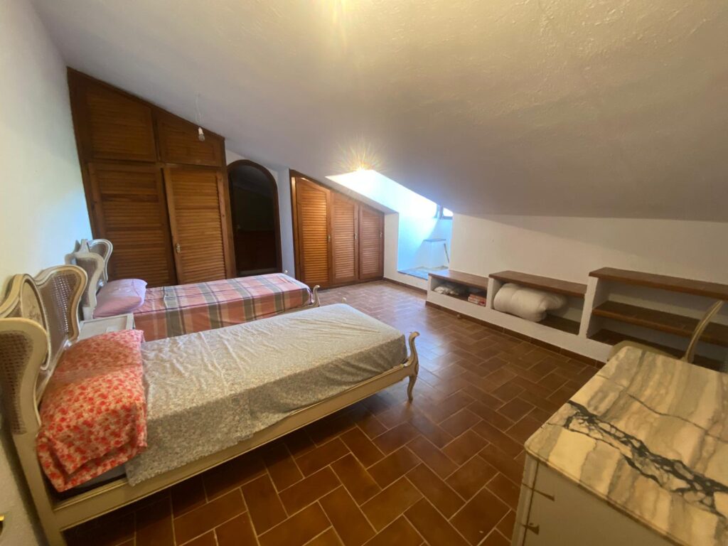 cuarto altillo