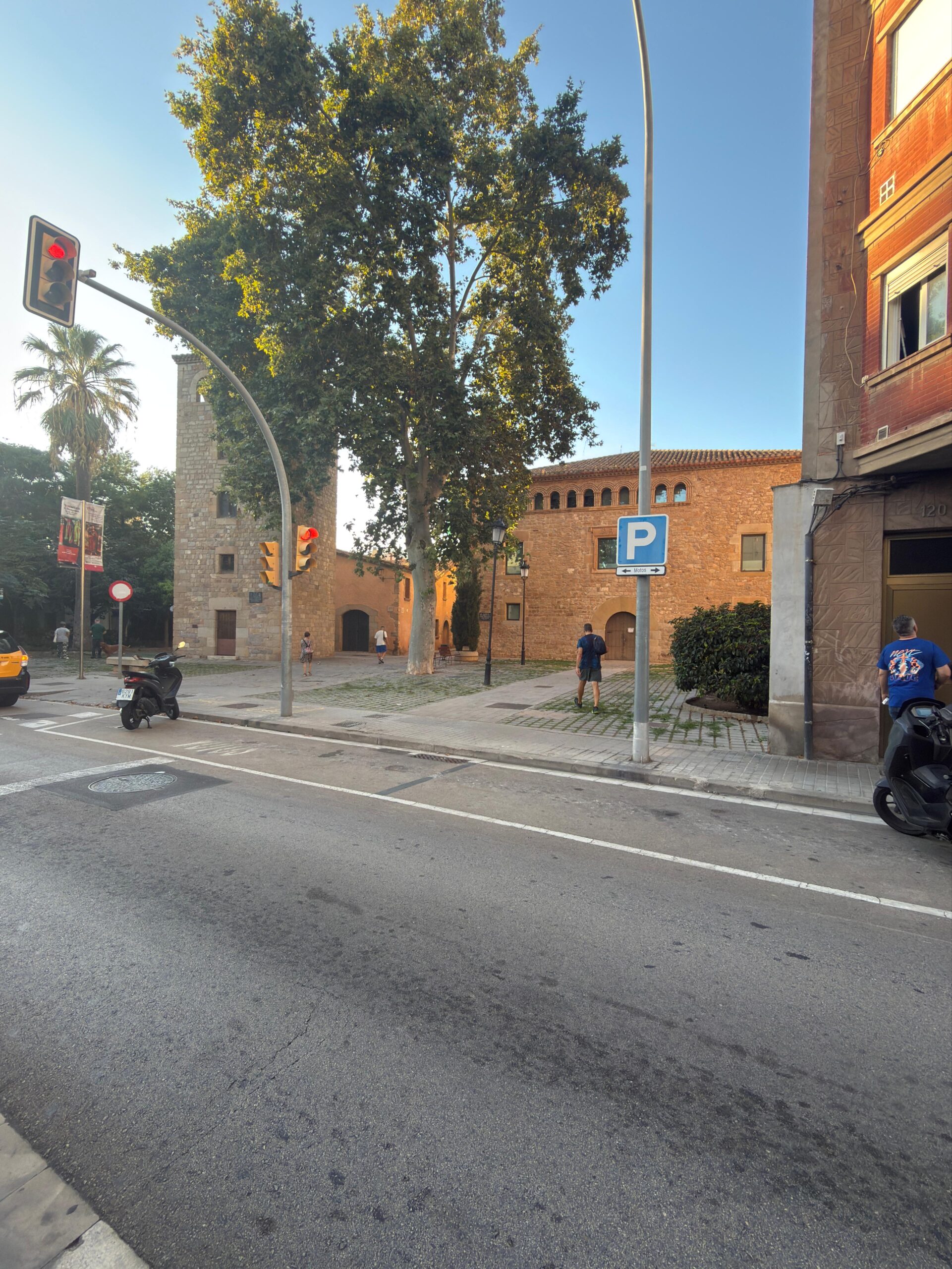 WhatsApp Image 2025-09-16 at 09.53.23 (1)