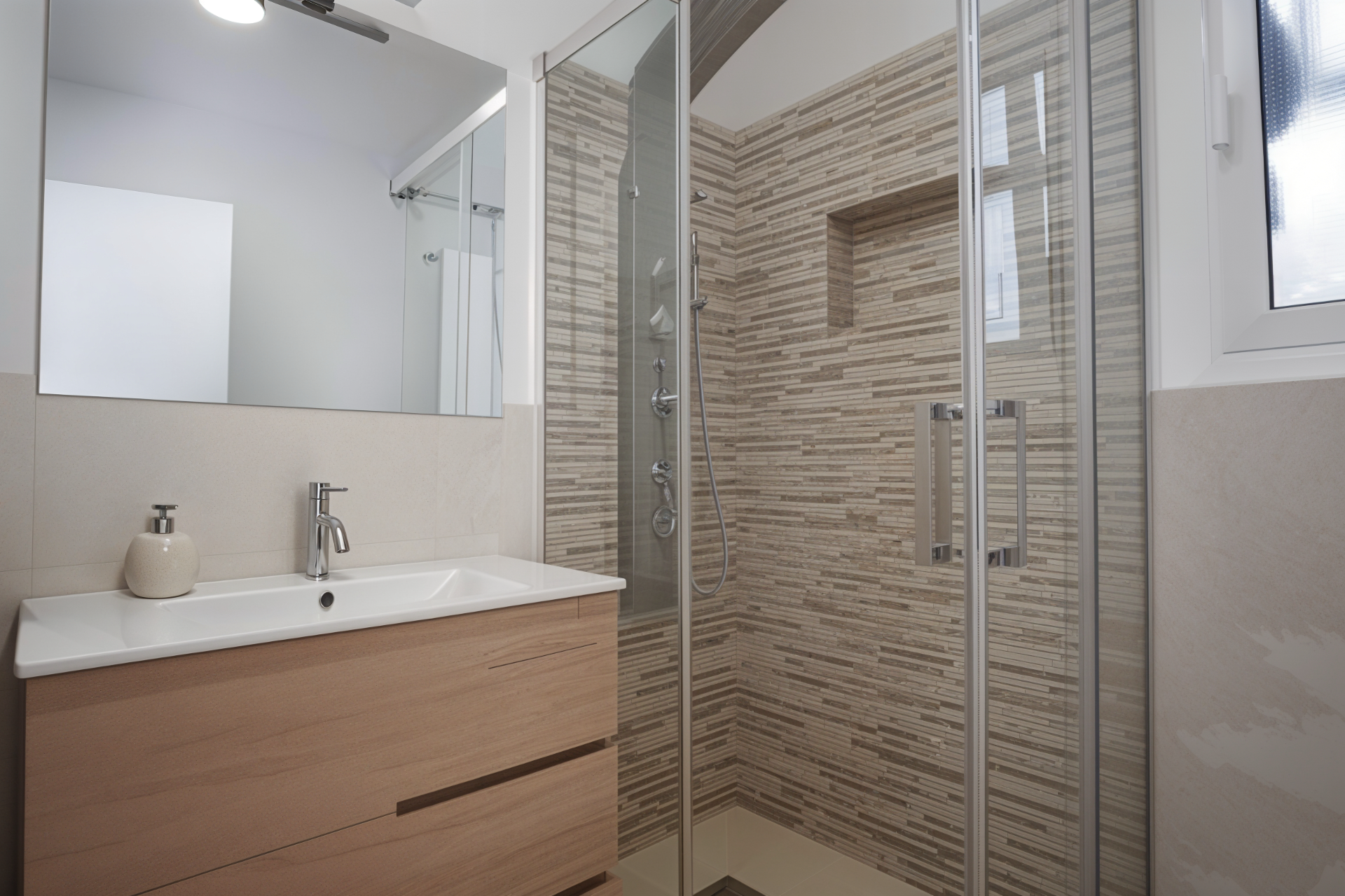 nouroom-471
