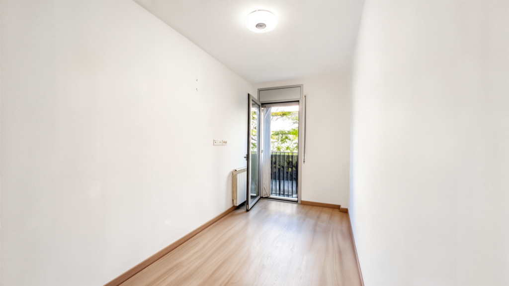 PXL_20260416_152300150-inmoedit (1)